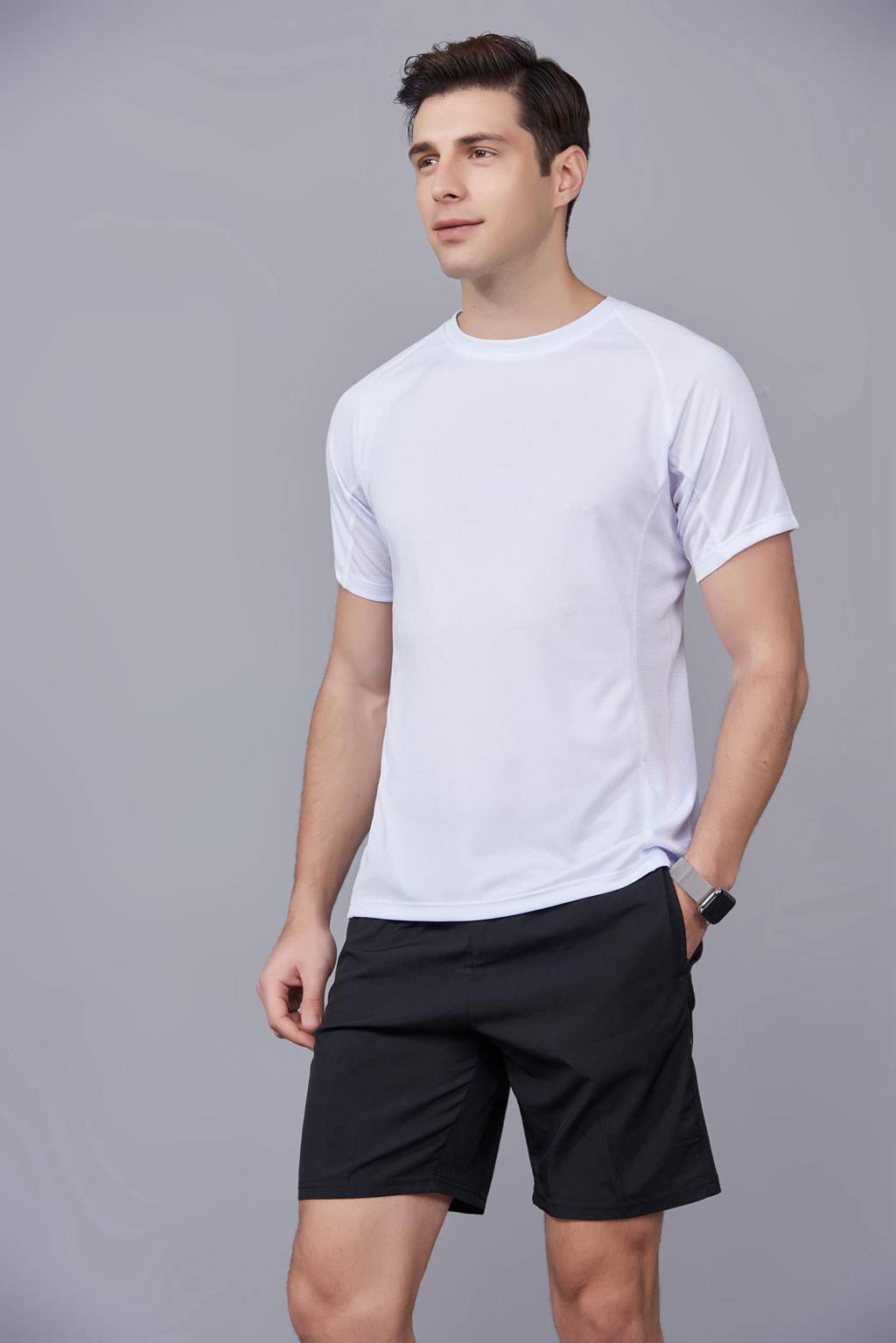 修身運動短袖 舒適透氣跑步訓(xùn)練速干T恤-白色