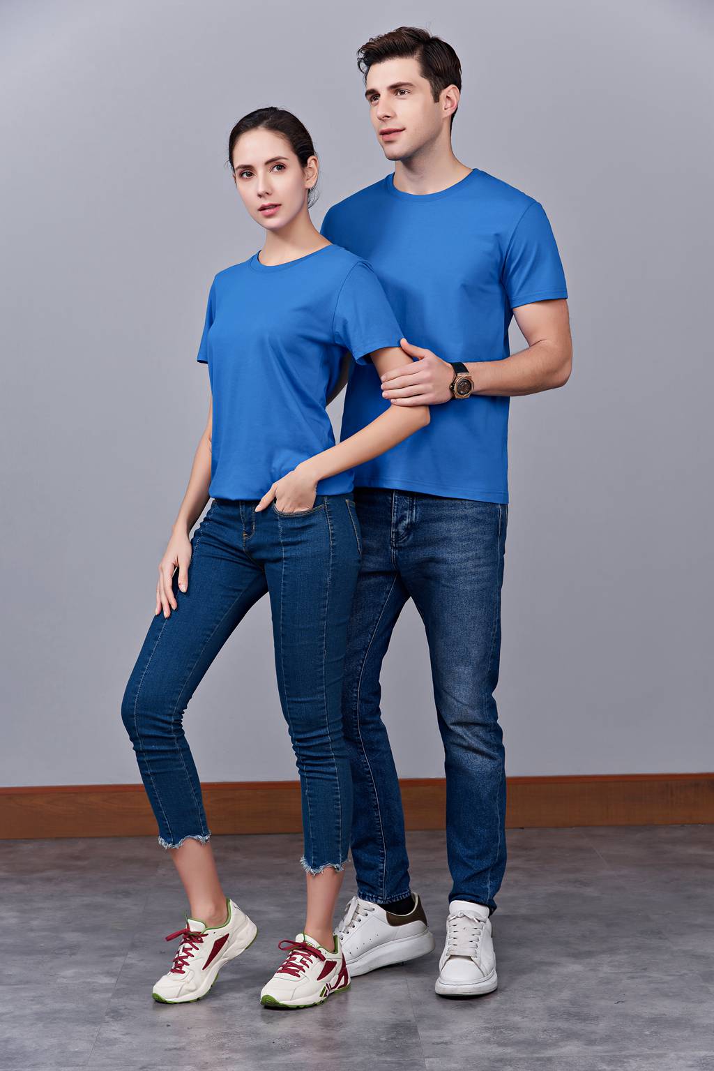 洋氣百搭親子裝 半袖顯瘦 速干圓領(lǐng)文化衫 春夏新品 湖藍色