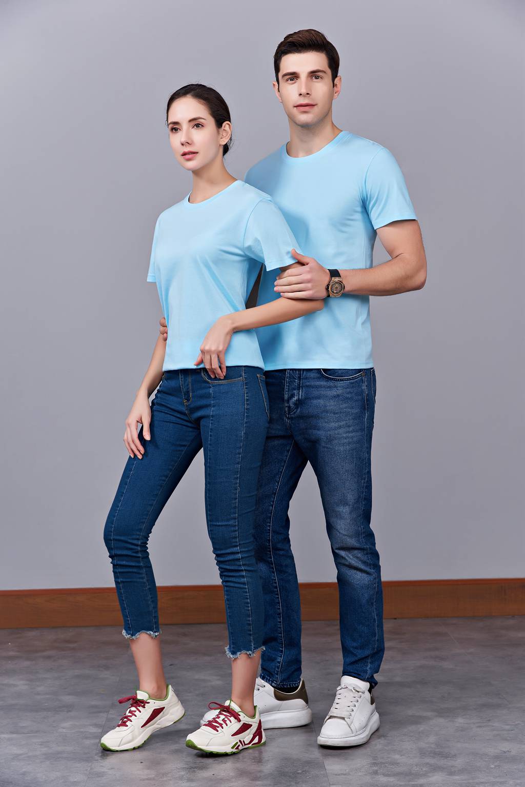 洋氣百搭親子裝 半袖顯瘦 速干圓領(lǐng)文化衫 春夏新品 天藍(lán)色