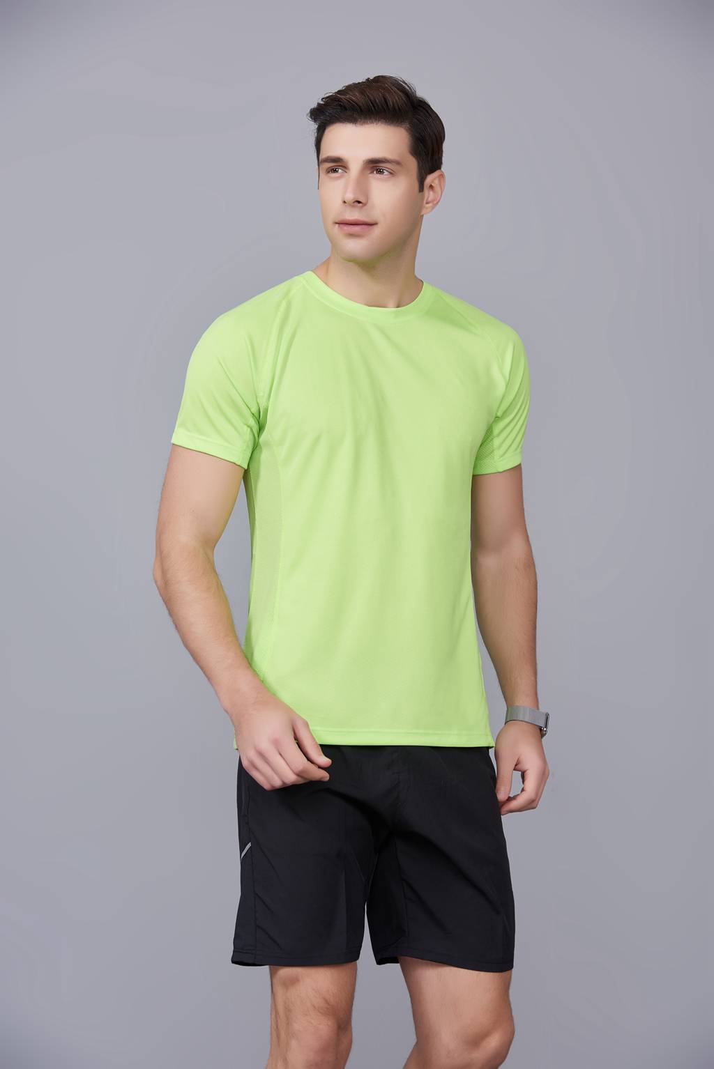 純色T恤  簡(jiǎn)約大方經(jīng)典時(shí)尚  果綠色