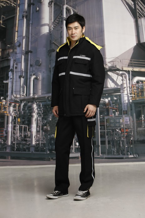 勞保服的重要性，與工作服一樣嗎